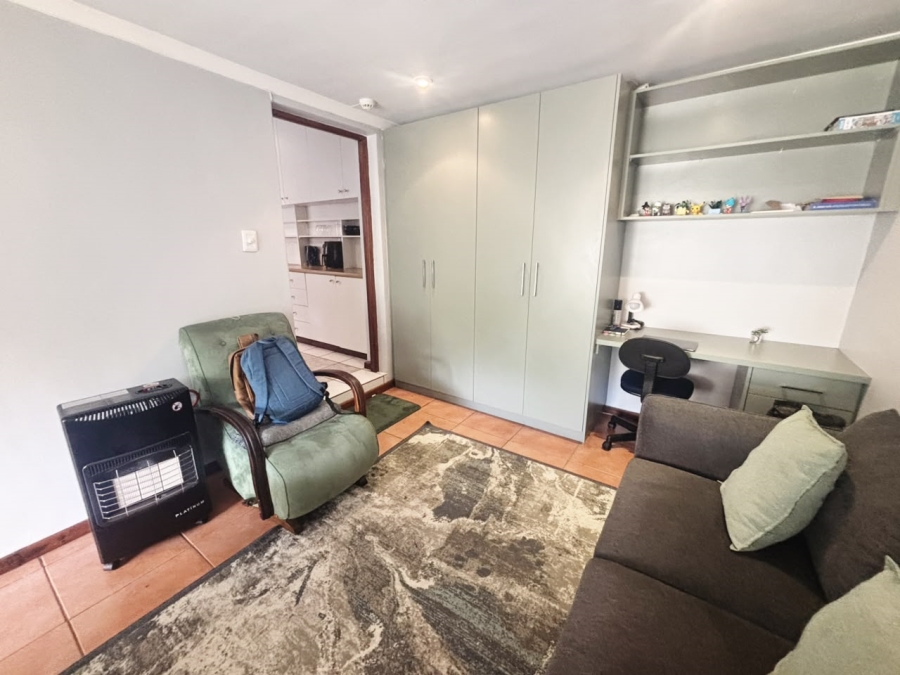 To Let 1 Bedroom Property for Rent in Mowbray Western Cape